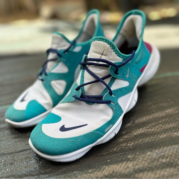 Made for you Tiffany! Custom Nike Free Running Shoe - Picture 2 of 11